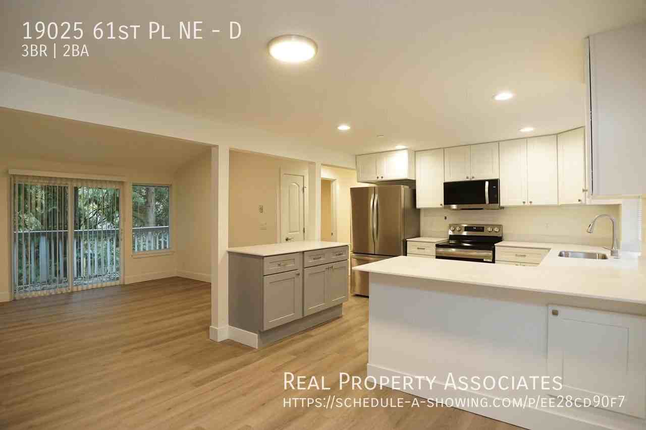 19025 61st Pl Ne #D - Photo 3 of 20