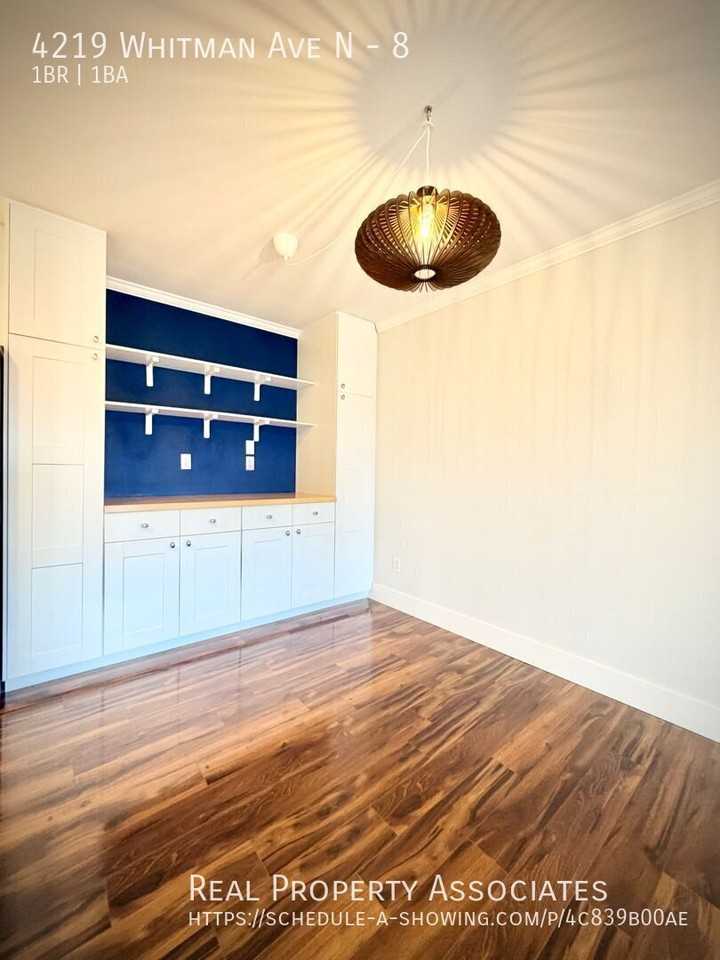 4219 Whitman Ave N #8 - Photo 7 of 19