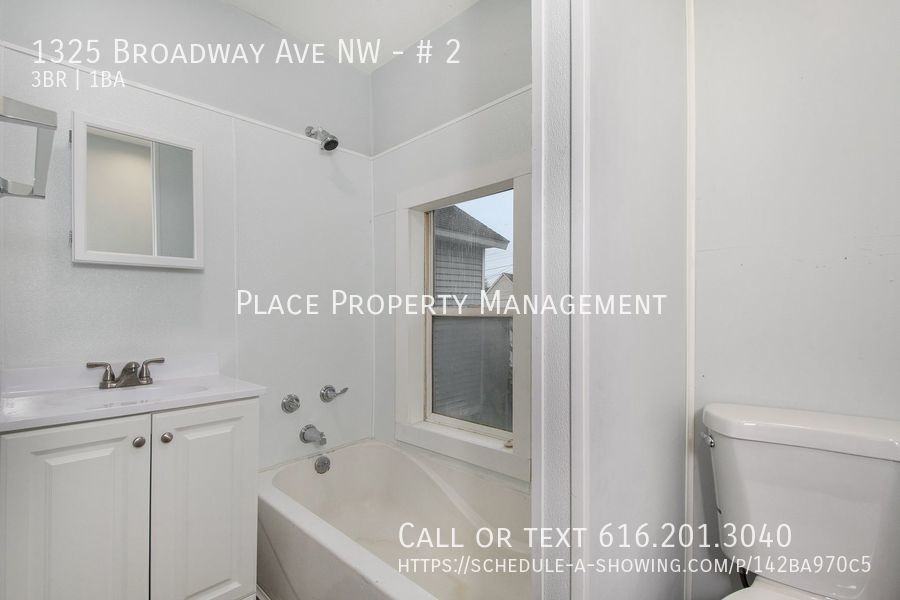 1325 Broadway Ave Nw #2 - Photo 4 of 17