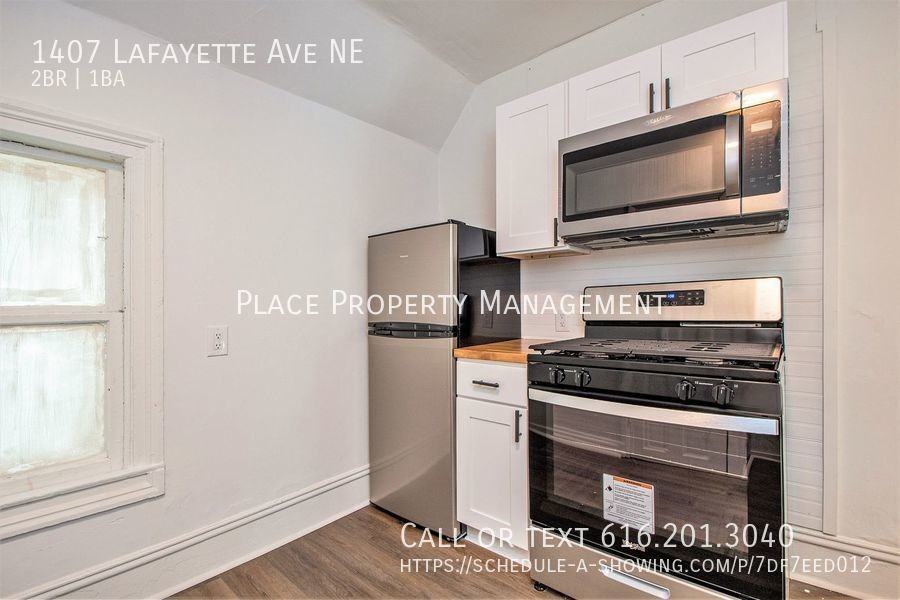 1407 Lafayette Ave Ne - Photo 6 of 16