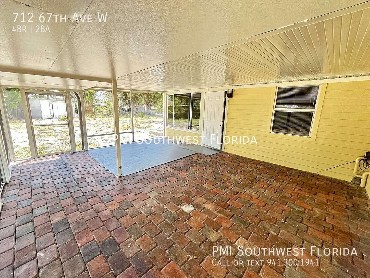 712 67th Ave W - Photo 4 of 21