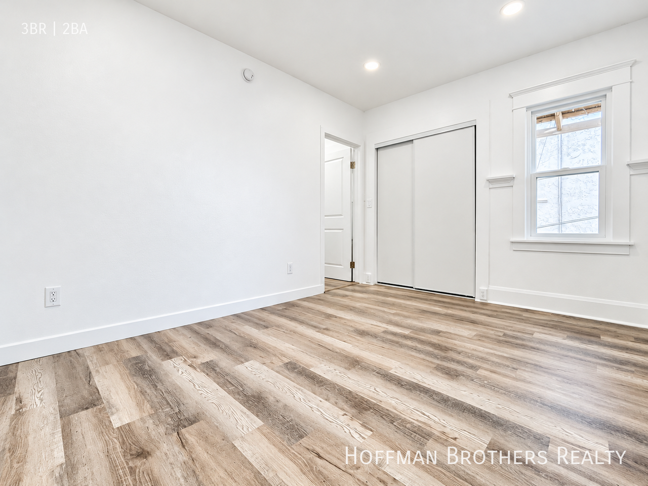 1518 W 11th Pl #1-2 - Photo 4 of 10