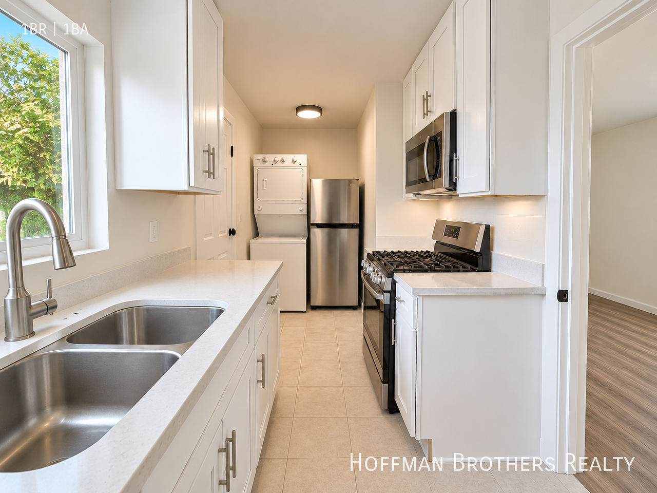 2632 1/2 Arvia St - Photo 2 of 5