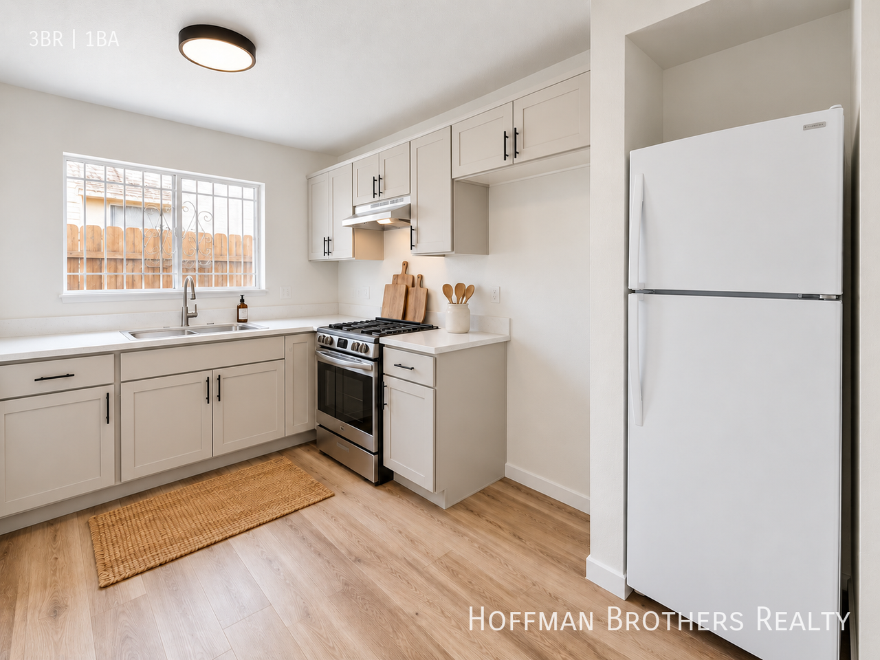 118 E 84th Pl #3 - Photo 2 of 6