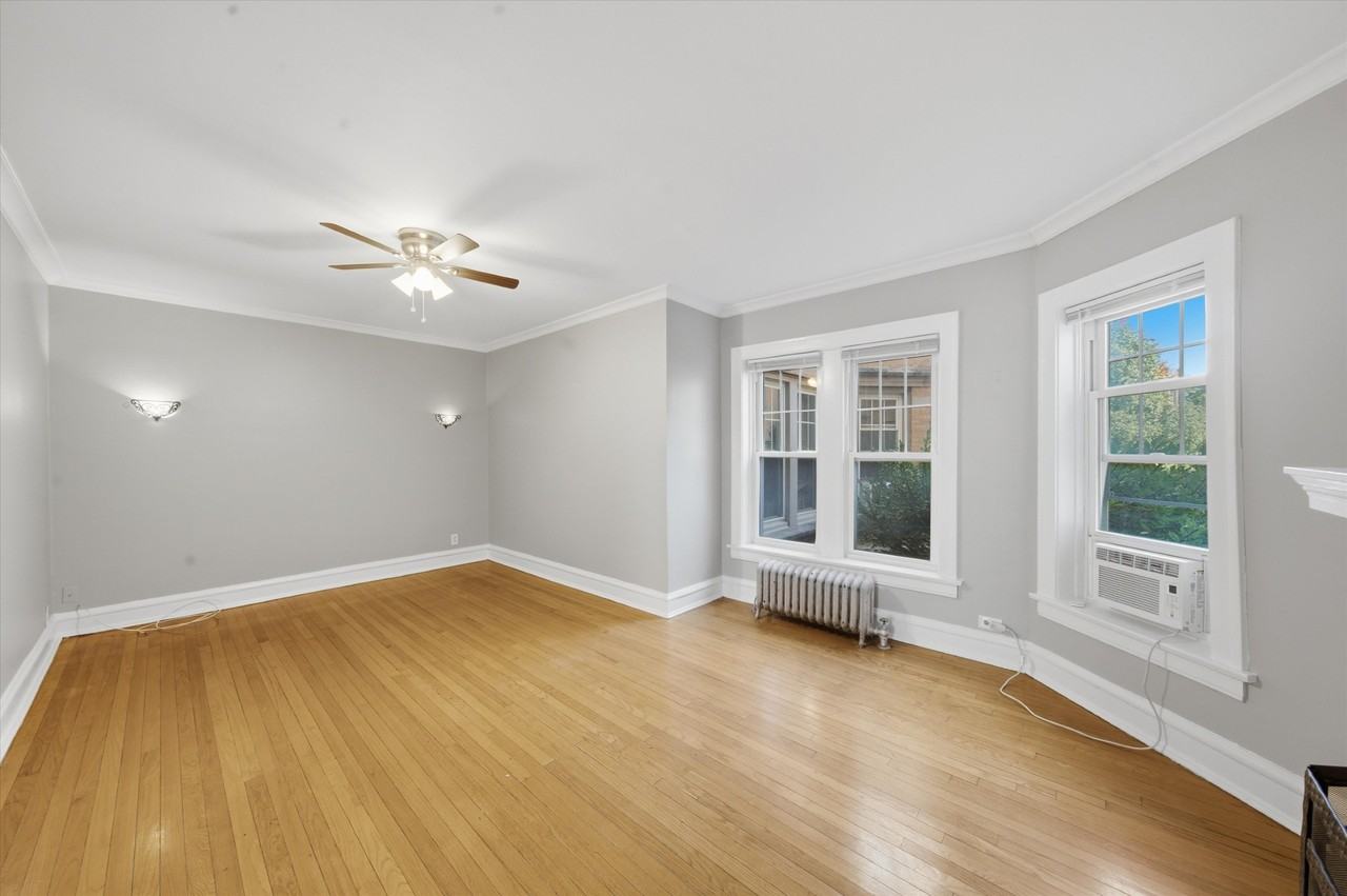 720A Hinman Ave #1NR3 - Photo 2 of 24