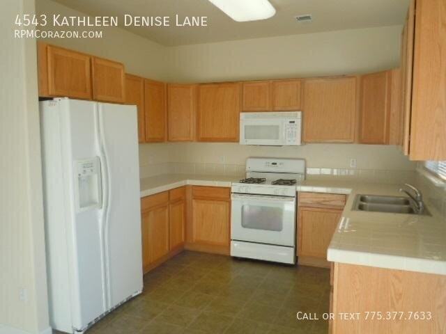 4543 Kathleen Denise Ln - Photo 2 of 21