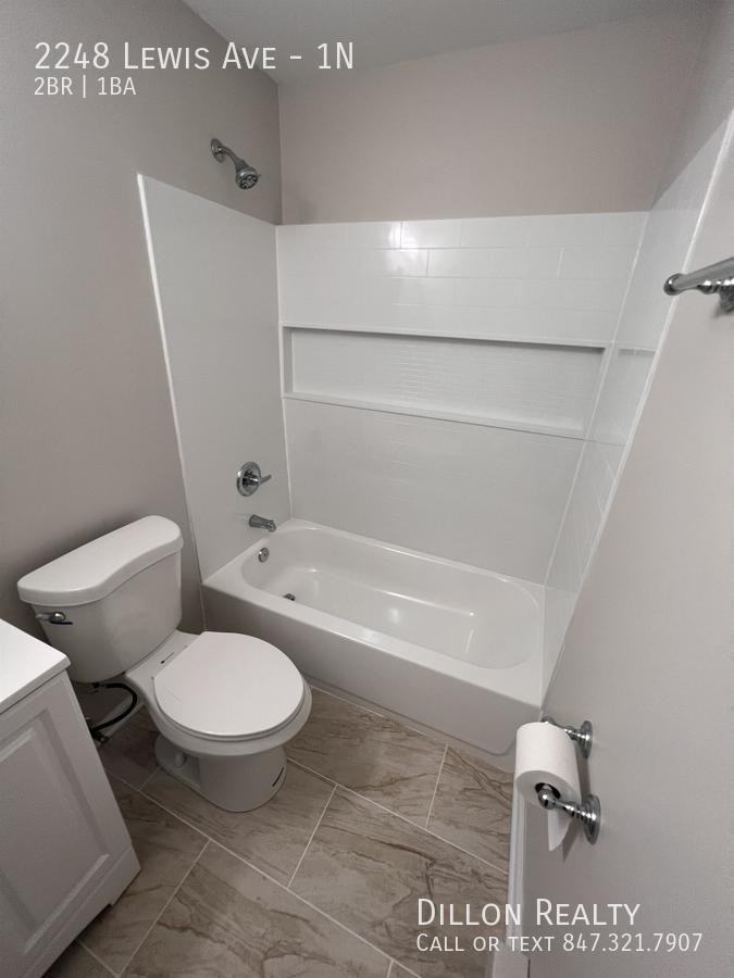 2248 Lewis Ave #1N - Photo 6 of 10