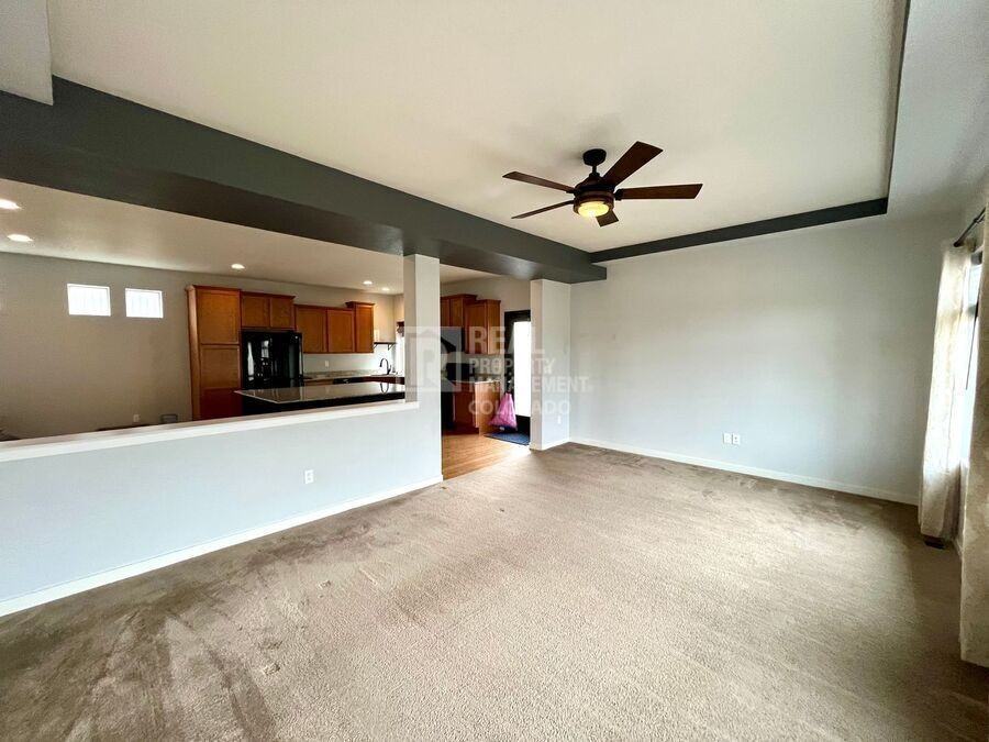 6187 Mineral Belt Dr - Photo 3 of 22