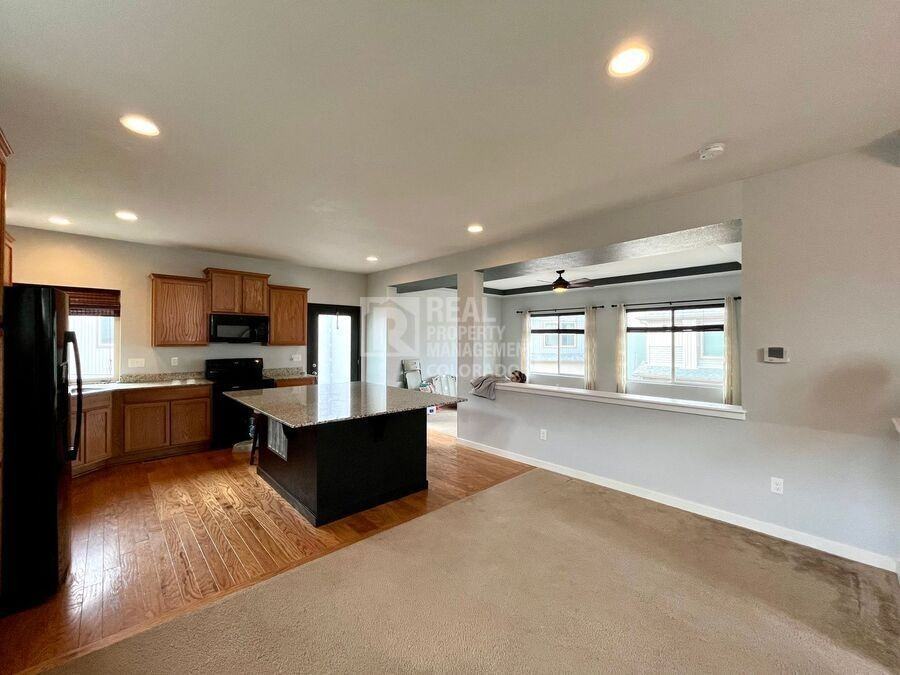 6187 Mineral Belt Dr - Photo 6 of 22