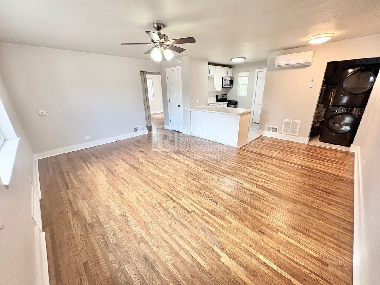 1563 Xenia St - Photo 3 of 15