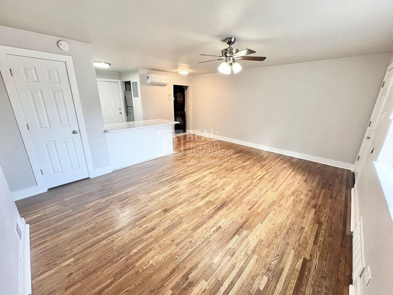 1563 Xenia St - Photo 4 of 15
