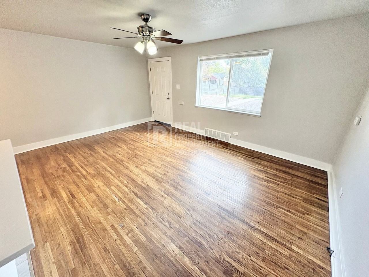 1563 Xenia St - Photo 6 of 15