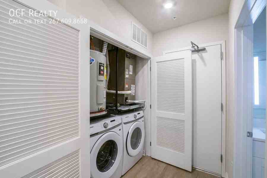 1330 S Patton St #109 - Photo 2 of 15