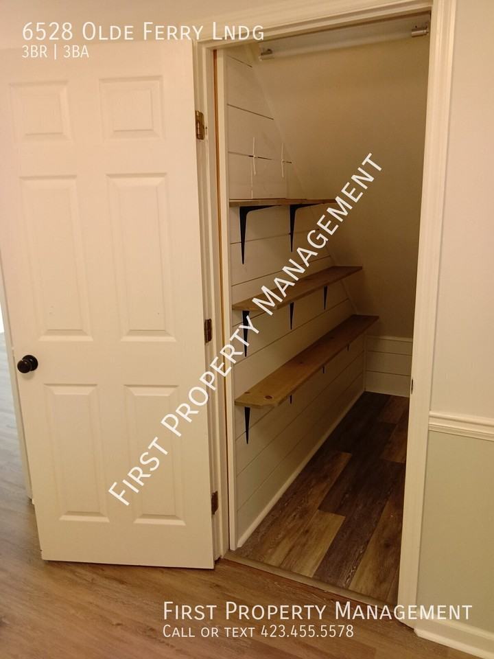 6528 Olde Ferry Lndg - Photo 7 of 24