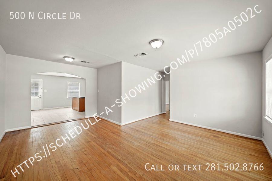 500 N Circle Dr - Photo 4 of 11