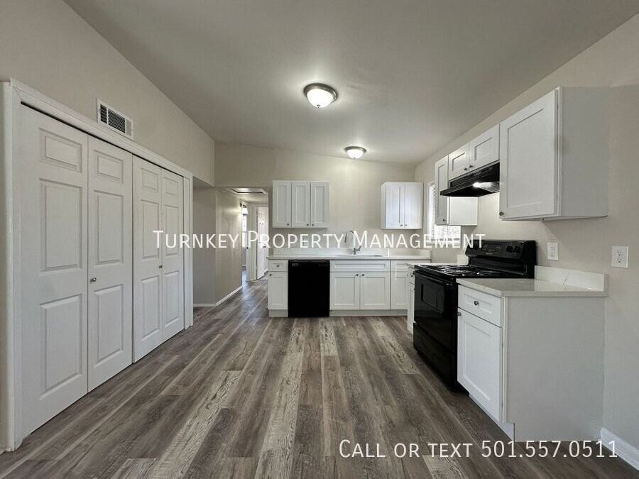 21 Windsor Dr - Photo 5 of 18