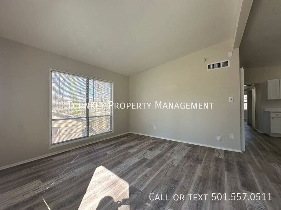 21 Windsor Dr - Photo 7 of 18