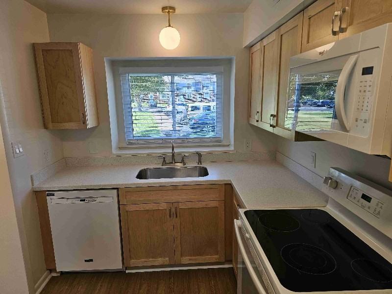 143 Eberly Ter - Photo 4 of 13