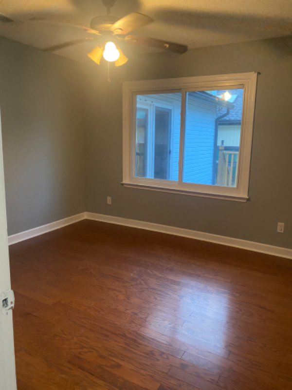 1506 Heron St - Photo 2 of 13