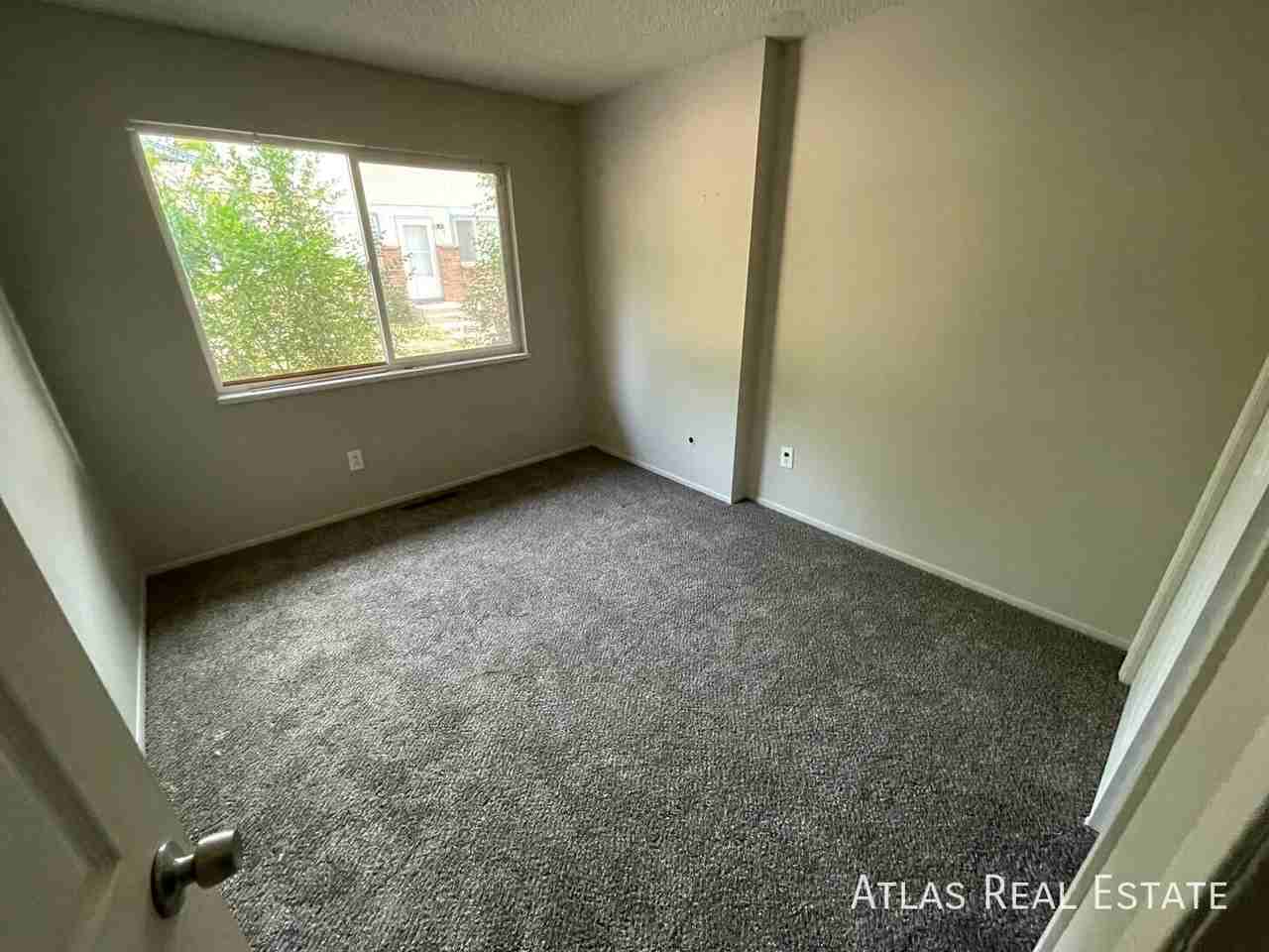 303 University Dr #1 - Photo 3 of 10