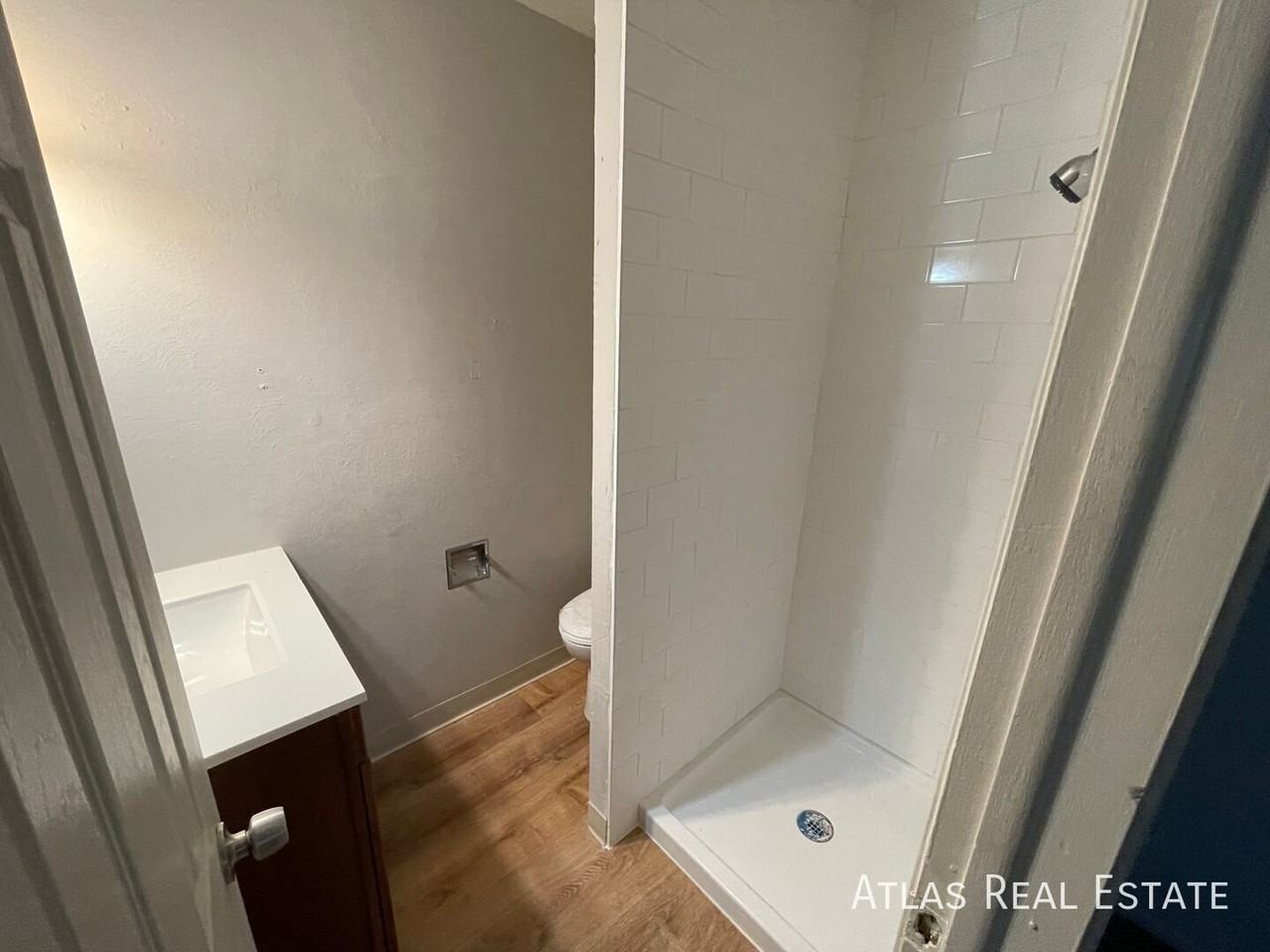 303 University Dr #1 - Photo 5 of 10