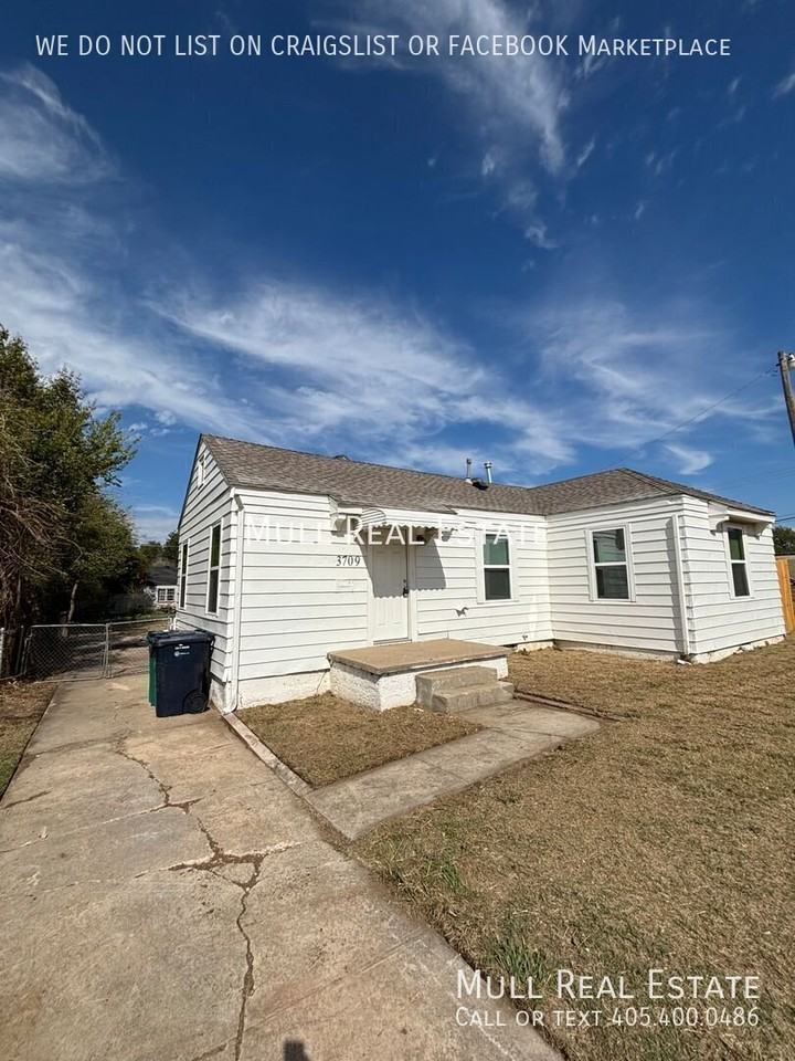 3709 Nw 26th St - Photo 2 of 13