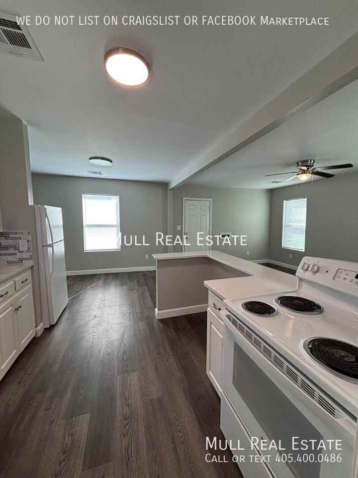 3709 Nw 26th St - Photo 7 of 13