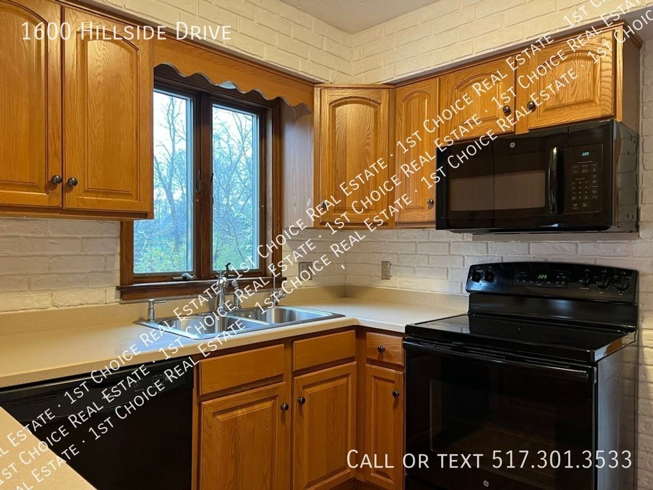 1600 Hillside Dr - Photo 6 of 24