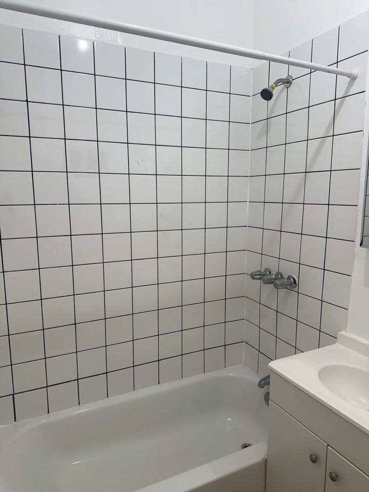 7209 Seville Ave #207 - Photo 6 of 11