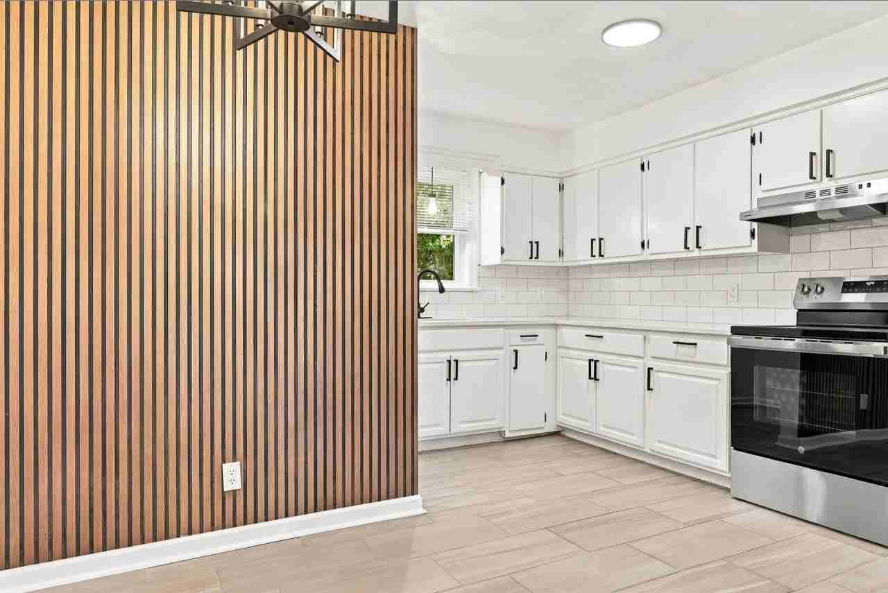 2411 Wyoming Ave #A - Photo 2 of 15