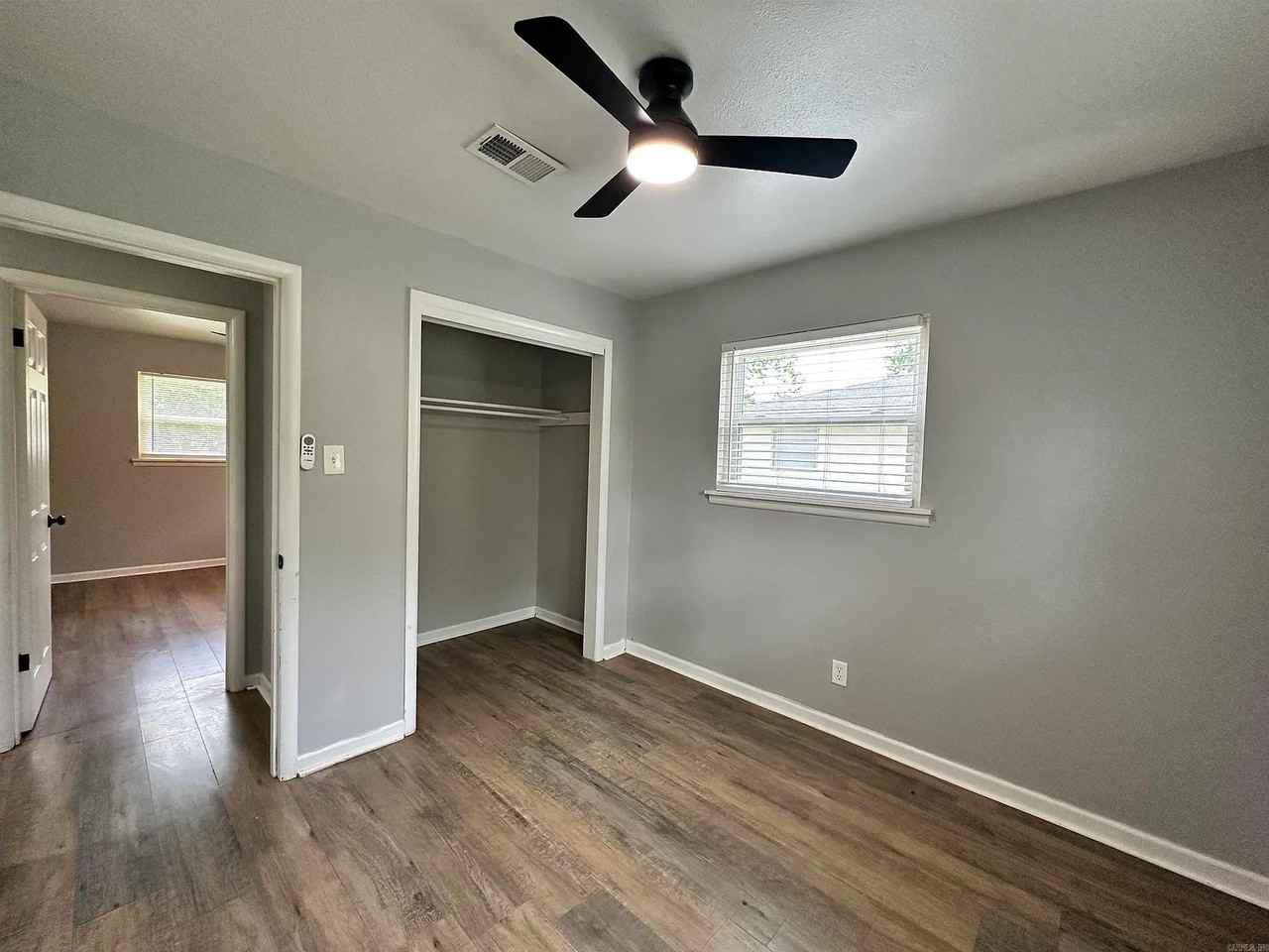 512 Ellen Dr - Photo 6 of 11