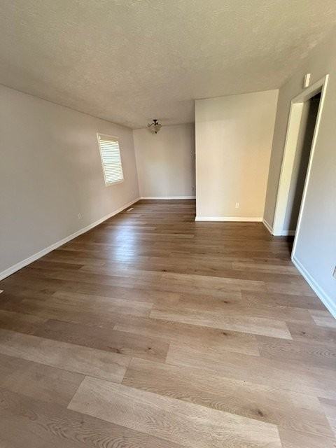 1009 Minerva Ave - Photo 4 of 17