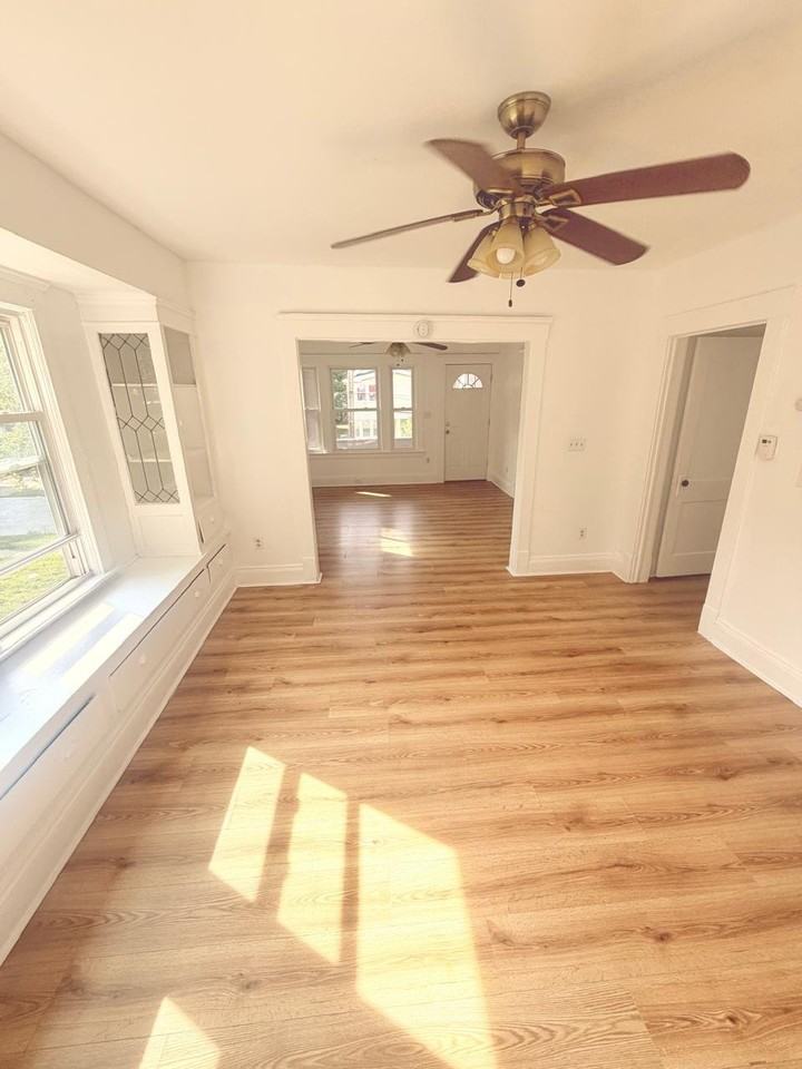 12009 Griffing Ave - Photo 2 of 20