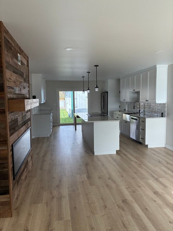 3643 9th Ave S - Photo 4 of 20