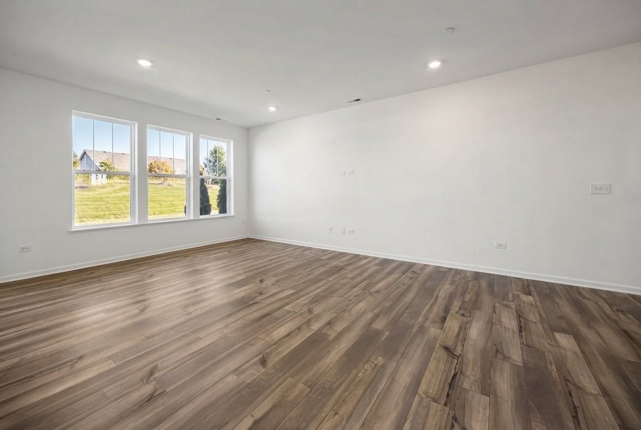 1107 White Oak Cir - Photo 6 of 9