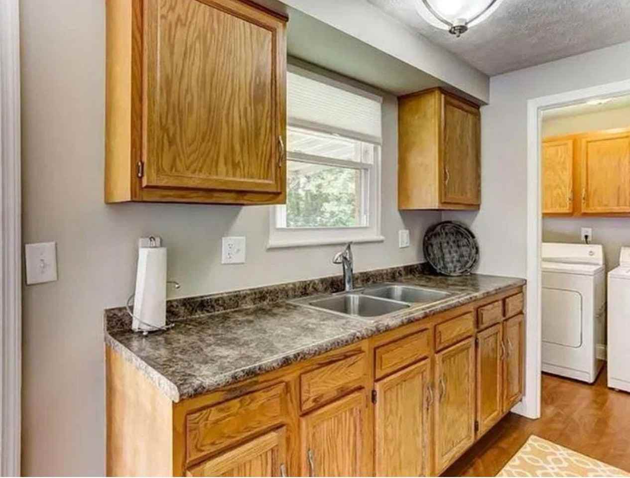 6420 Leawood Dr - Photo 4 of 12