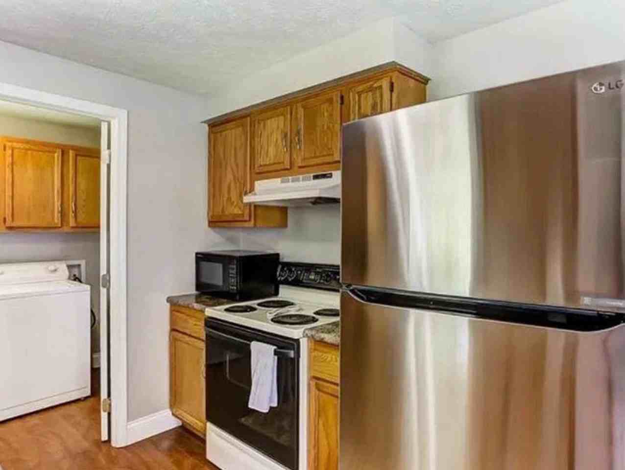 6420 Leawood Dr - Photo 5 of 12