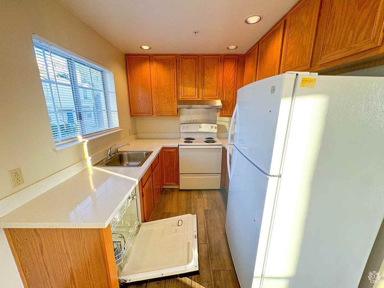2030 Miramonte Ave #7 - Photo 6 of 19