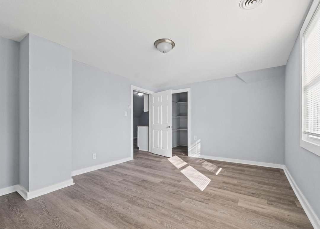 2910 N 17th St - Photo 4 of 5