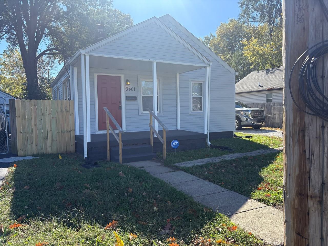 3461 W 10th St - Photo 2 of 10
