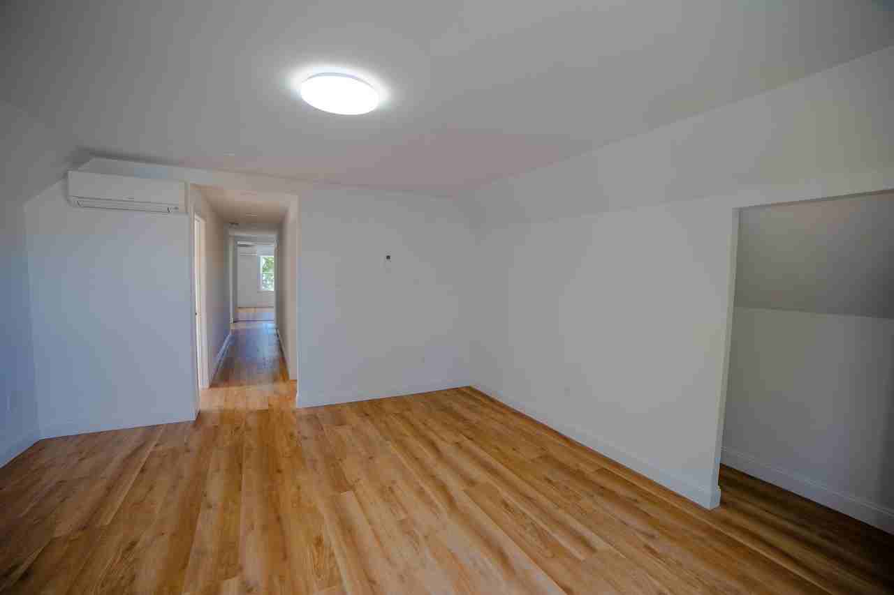 10 S 14th Ave #3 - Photo 5 of 9