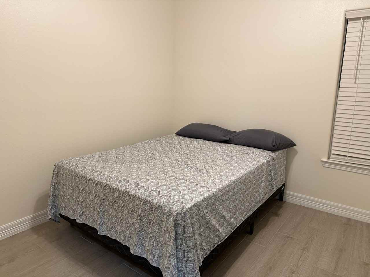 2422 Treasure Haven Dr - Photo 4 of 11