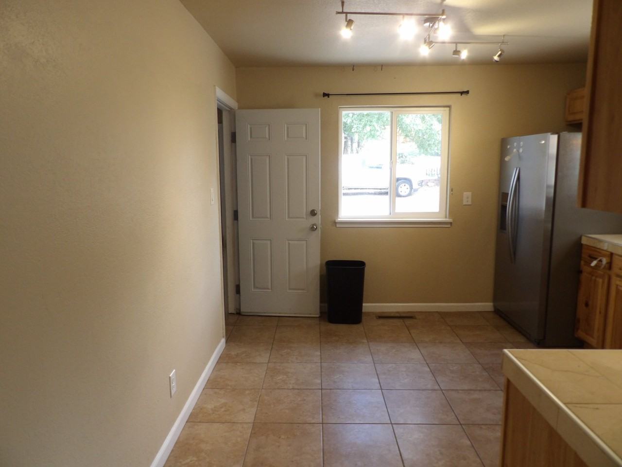 2226 W Uintah St - Photo 6 of 20