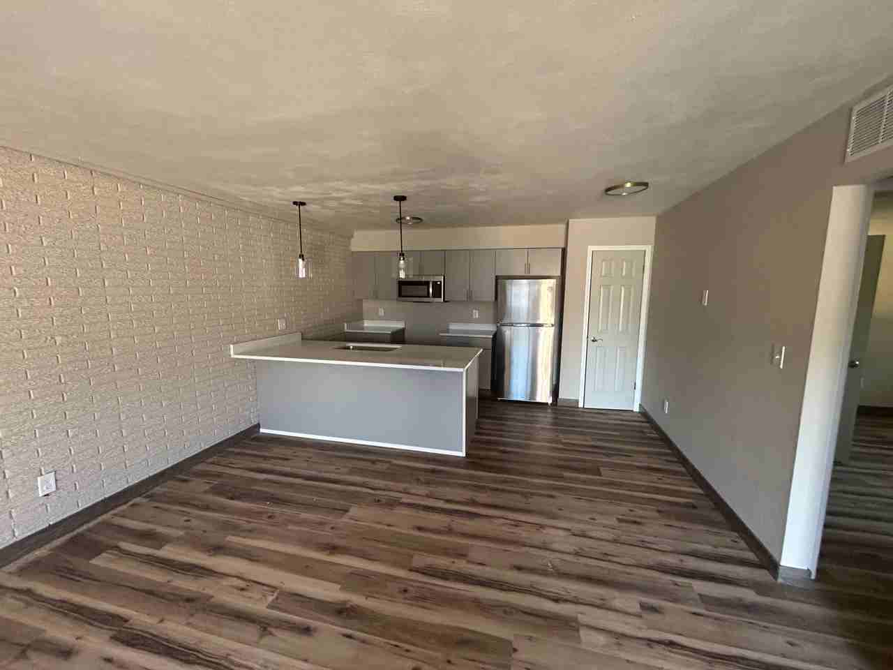 941 22nd Ave - Photo 2 of 6
