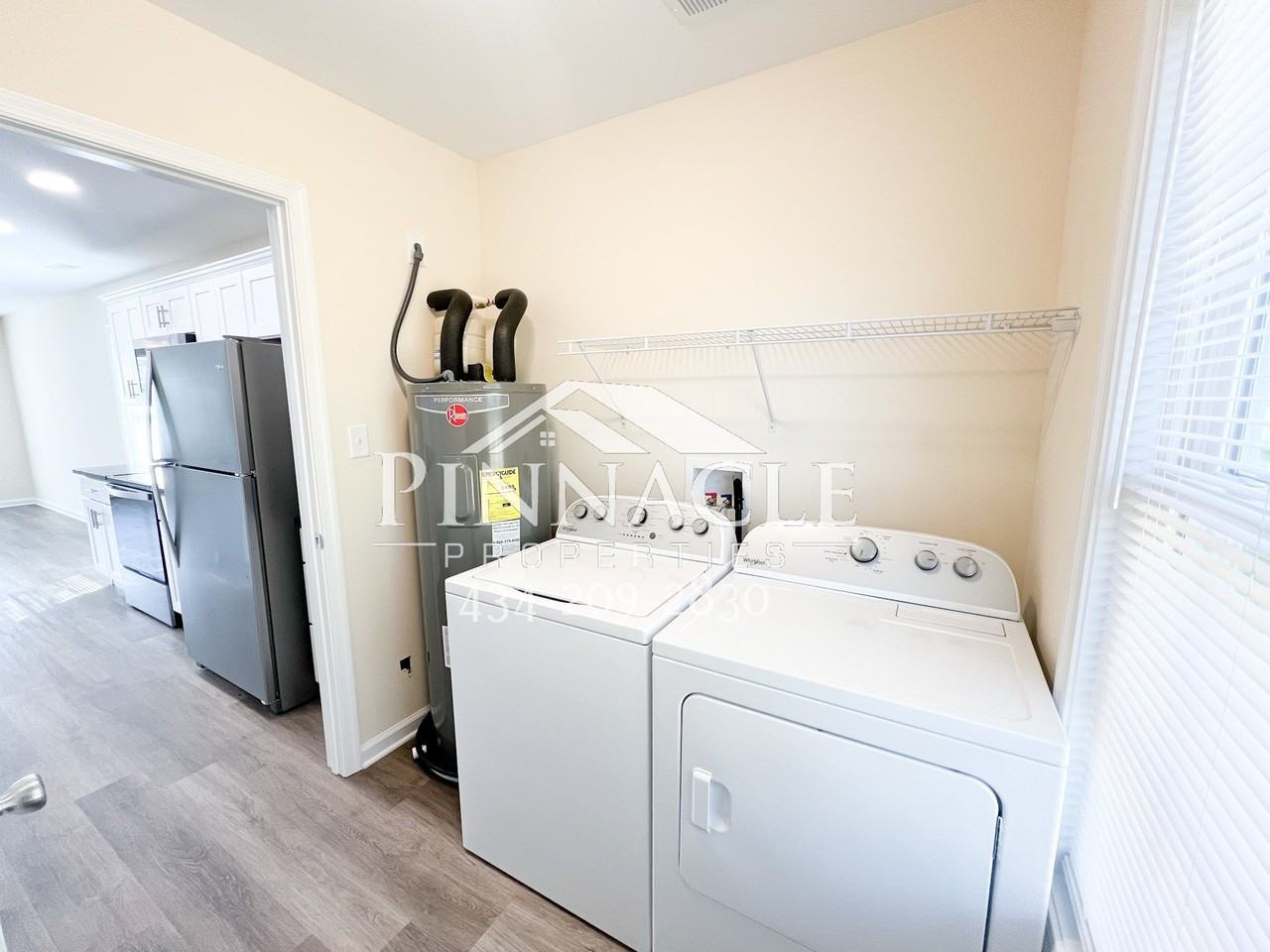 2325 Tazewell Ave #A - Photo 7 of 20