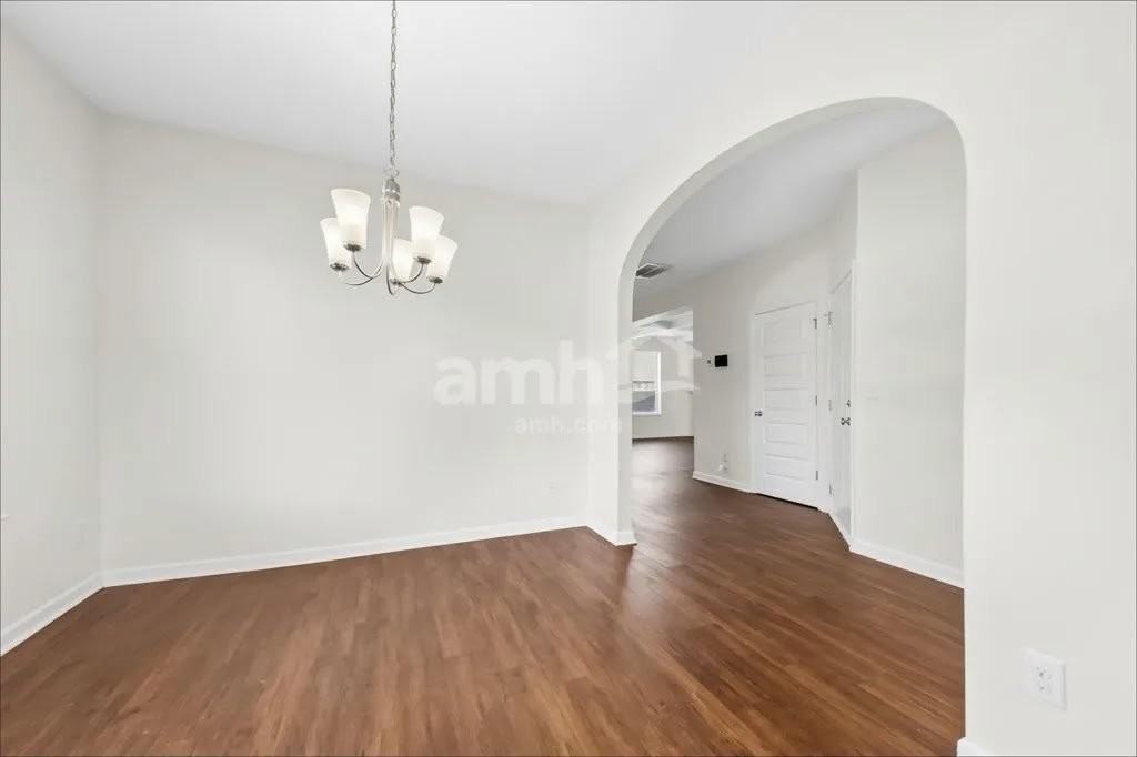 1001 Hartwell Rd - Photo 6 of 19