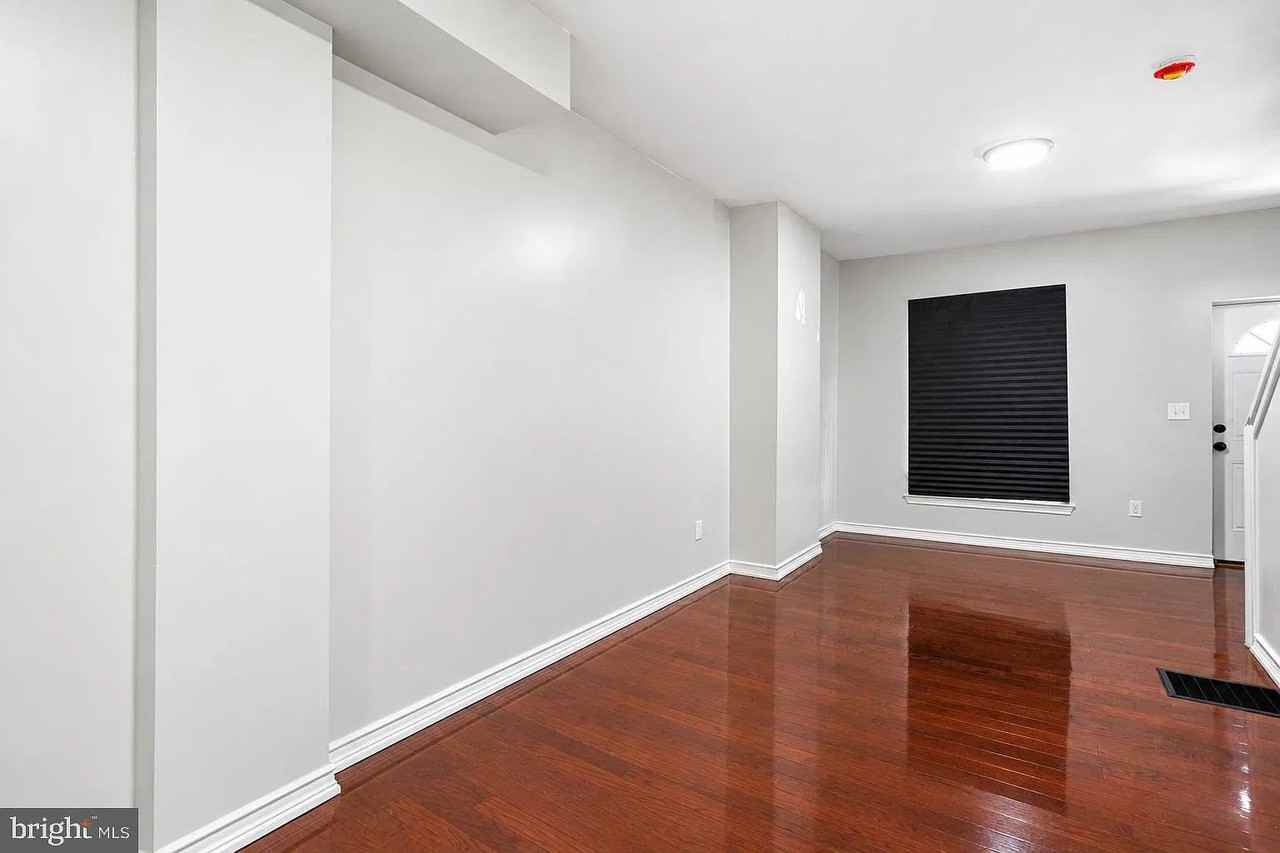 3845 Folsom St - Photo 2 of 20
