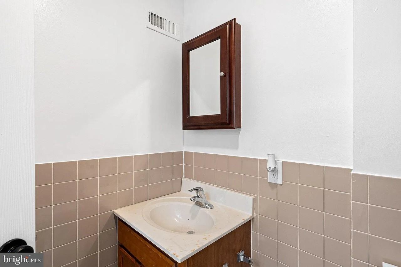 3845 Folsom St - Photo 5 of 20