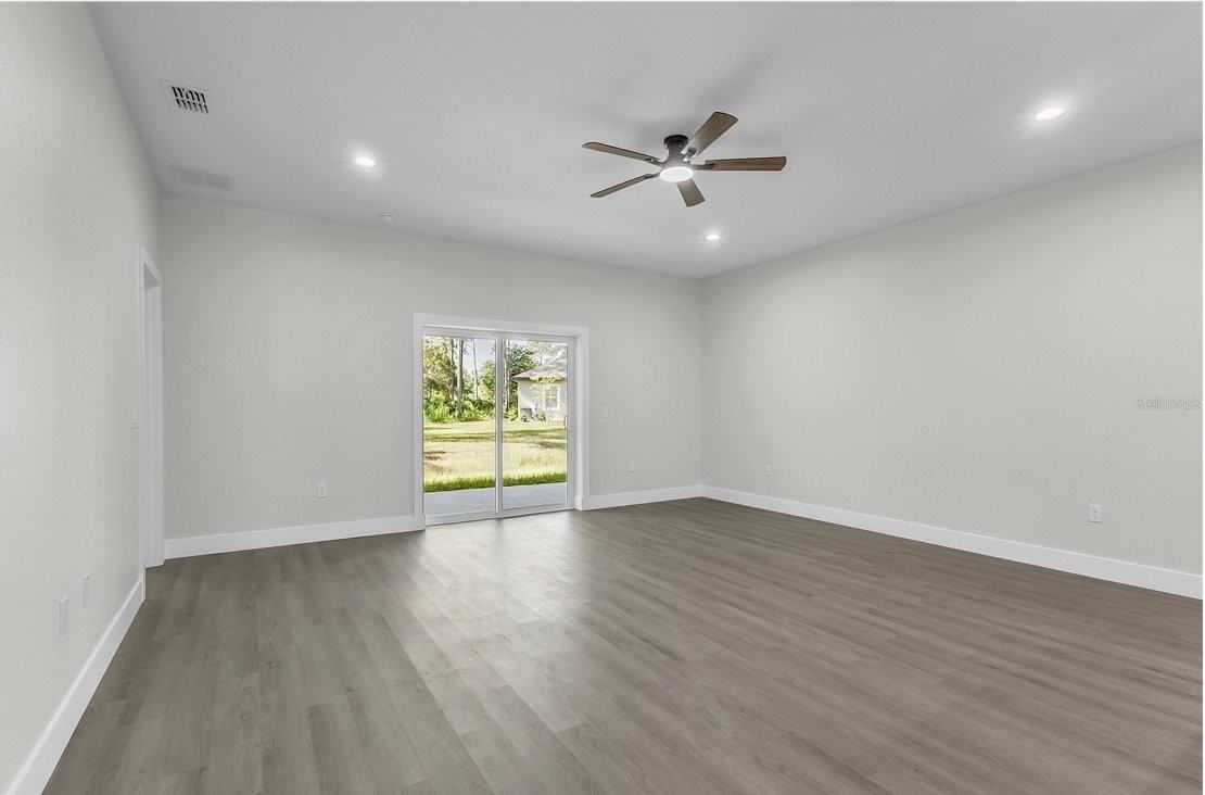 6 Easton Pl #B - Photo 5 of 20