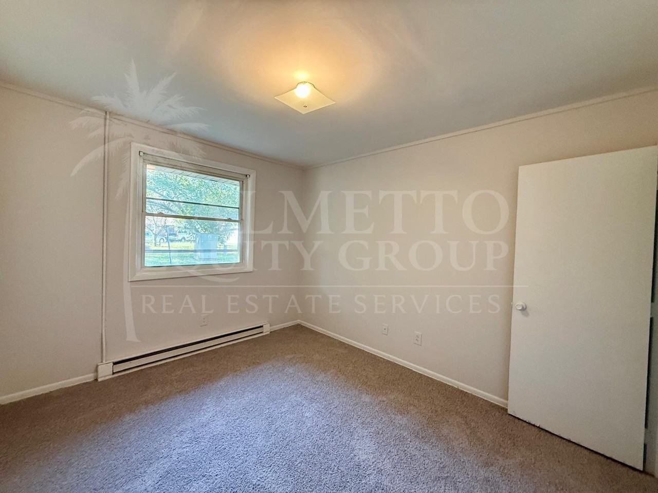 1304 Cartwright Dr - Photo 5 of 9